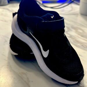 SOLD Toddle Nike Star Runner